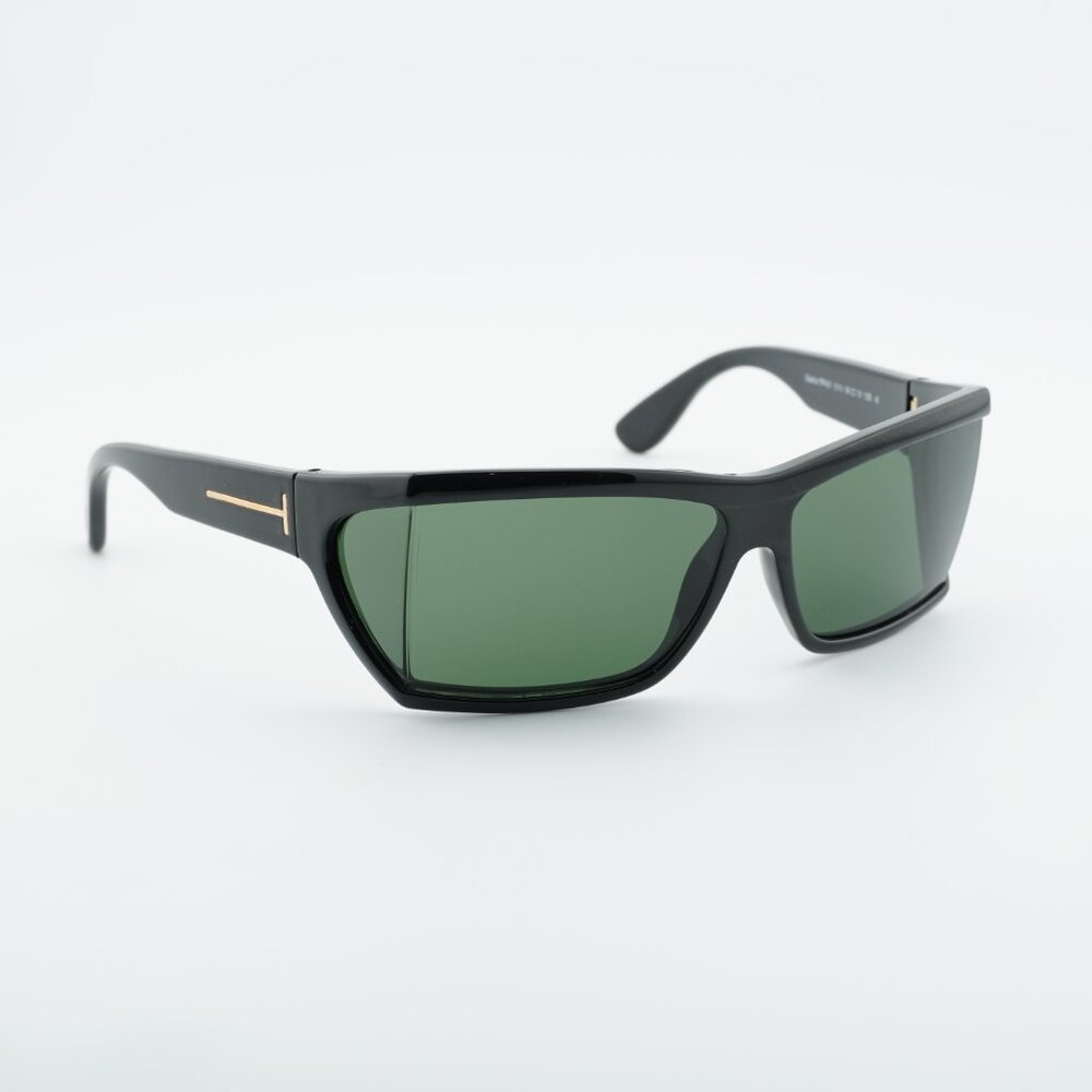 Tom Ford FT0401 SASHA 01N Sunglasses Black Rectangle Frame, Green Lenses